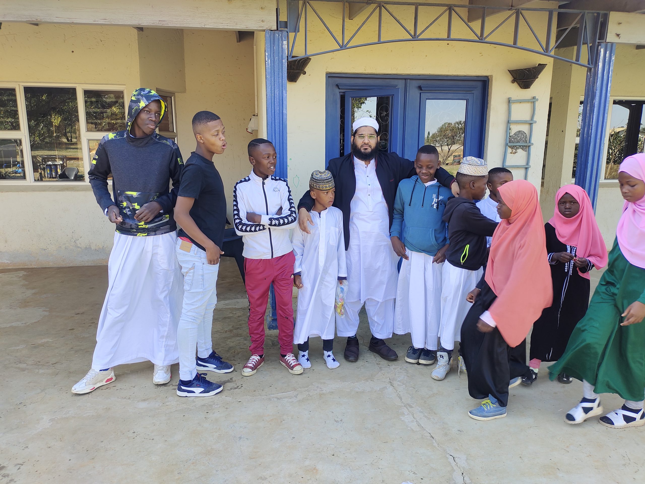 module:1facing:0; ?hw-remosaic: 0; ?touch: (-1.0, -1.0); ?modeInfo: ; ?sceneMode: Night; ?cct_value: 5937; ?AI_Scene: (-1, -1); ?aec_lux: 215.24307; ?hist255: 0.0; ?hist252~255: 0.0; ?hist0~15: 0.0; ?module:1facing:0;
hw-remosaic: 0;
touch: (-1.0, -1.0);
modeInfo: ;
sceneMode: Night;
cct_value: 5937;
AI_Scene: (-1, -1);
aec_lux: 215.24307;
hist255: 0.0;
hist252~255: 0.0;
hist0~15: 0.0;